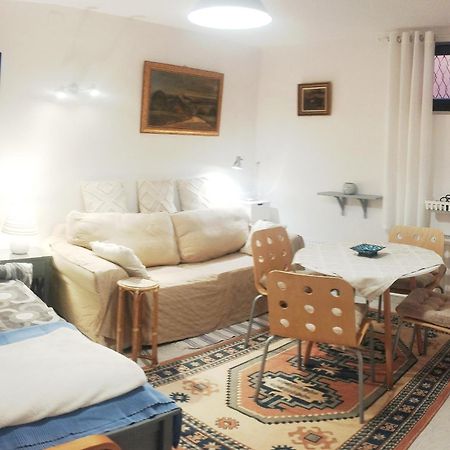 B&B Family Basement Apartment, Breakfast, Free Parking, 5Km From Tulln Chorherrn Εξωτερικό φωτογραφία