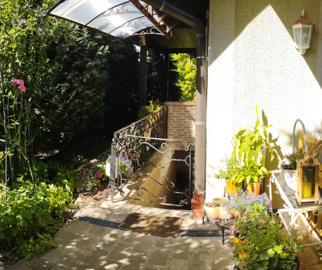 B&B Family Basement Apartment, Breakfast, Free Parking, 5Km From Tulln Chorherrn Εξωτερικό φωτογραφία