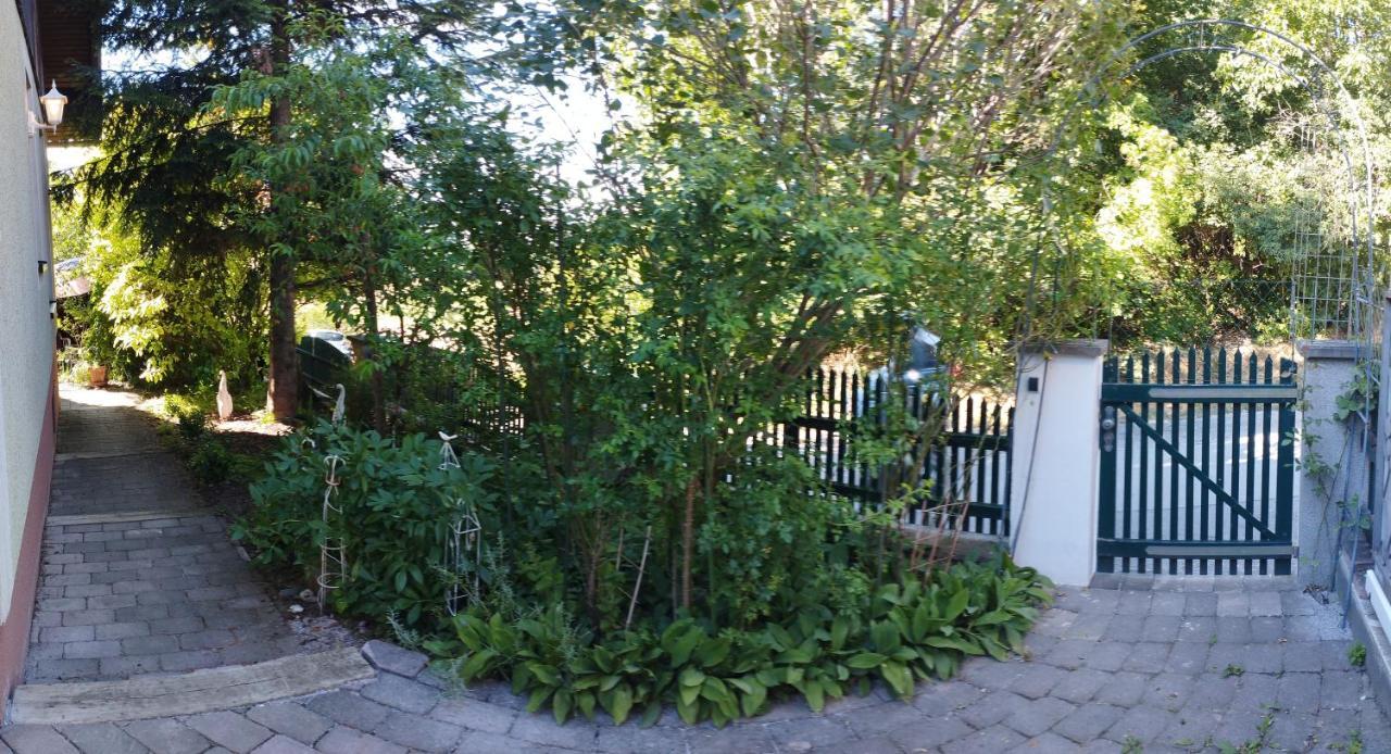B&B Family Basement Apartment, Breakfast, Free Parking, 5Km From Tulln Chorherrn Εξωτερικό φωτογραφία